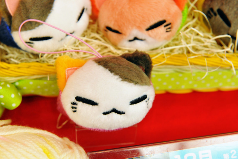 Illustration for article titled Win Prizes Like These at Japanese Arcades